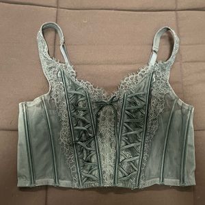 Size: large color: green brand: Victoria secret